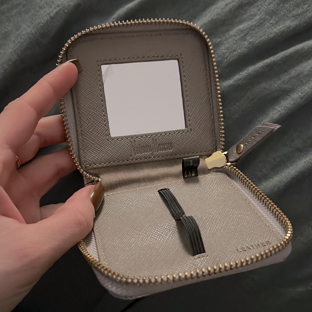 Neiman Marcus Makeup Accessory Bag - Picture 1 of 5